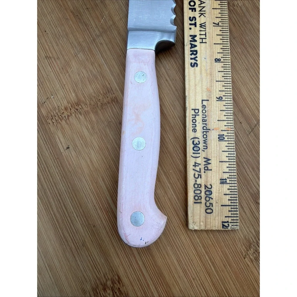 Mundial 5100 Series serrated bread knife Pink Handle Made In Brazil